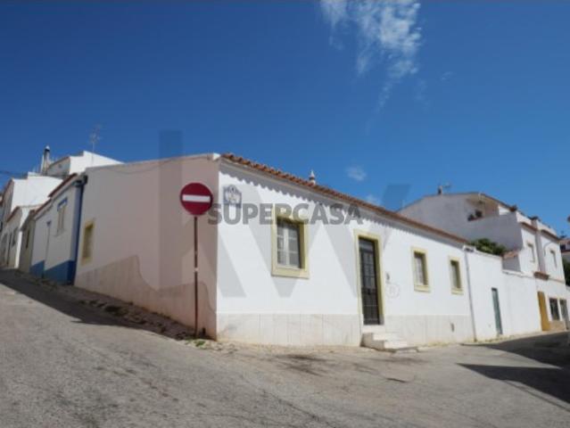 Casa venda em Estômbar, Faro