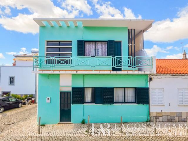 Vivenda venda em Bairro Operário, Lagos
