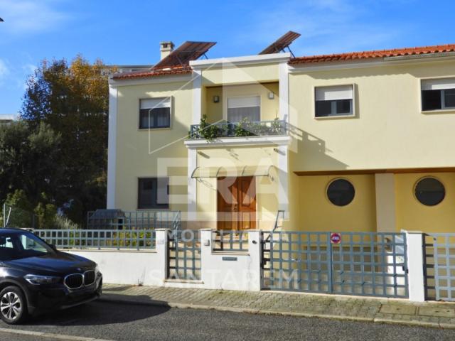 Casa venda em Almeirim, Santarém