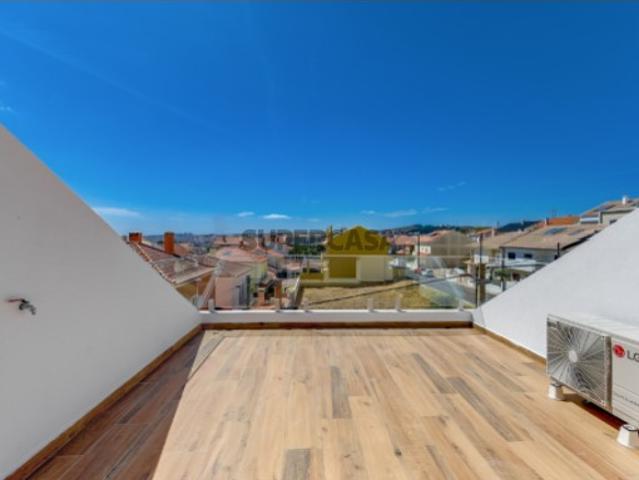 Casa venda em Bairro da Milharada, Odivelas