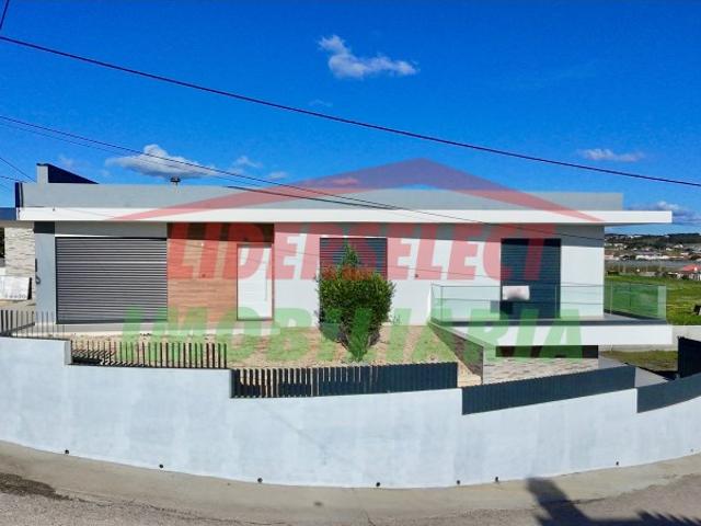 Casa venda em Casal Cochim, Torres Vedras