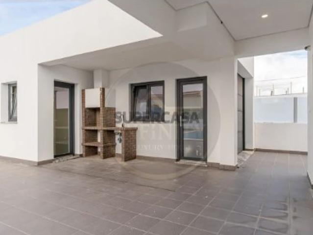 Casa venda em Azeitão (São Lourenço e São Simão), Setúbal
