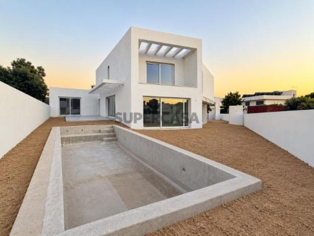 Casa venda em Azeitão (São Lourenço e São Simão), Setúbal