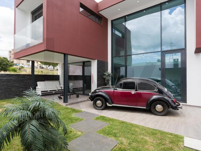 Casa venda em Famões, São Sebastião Norte