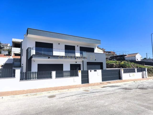 Casa venda em A-dos-Loucos, Calhandriz