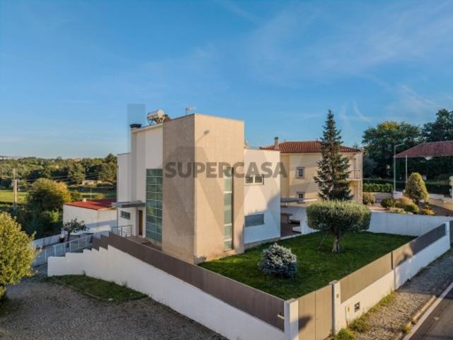 Casa venda em Oliveira do Hospital, Oliveira do Hospital e São Paio de Gramaços