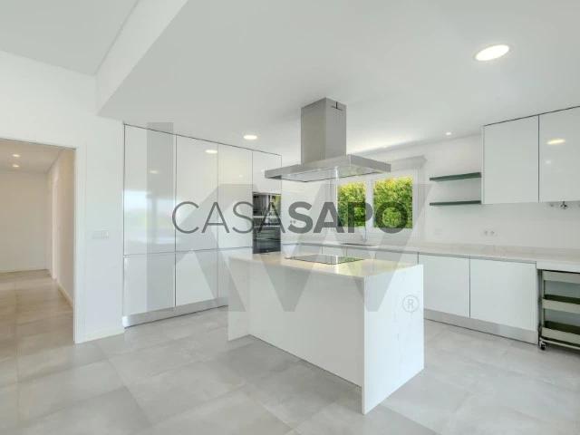 Casa alugar em Azeitão (São Lourenço e São Simão), Setúbal
