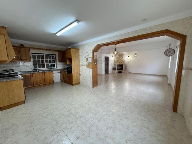 Casa alugar em Cadaval, Peral