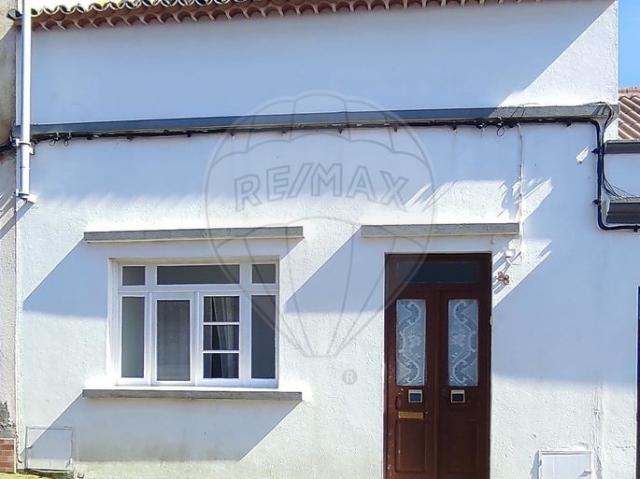 Moradia venda em Ilha De Santa Maria