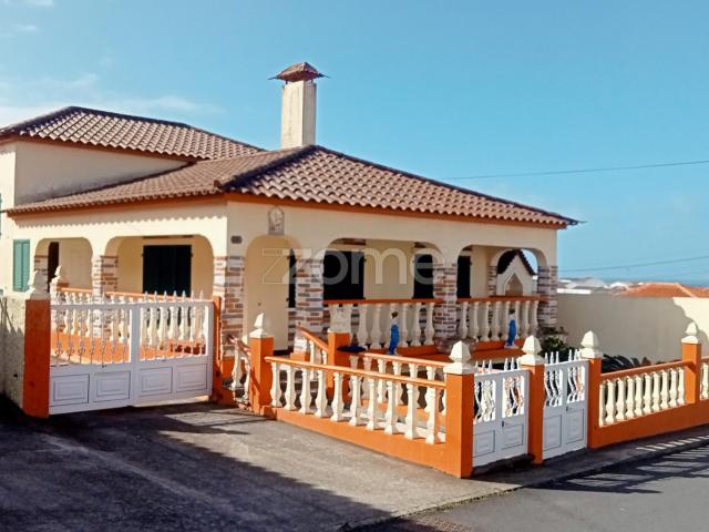Casa venda em Açores, Ribeira Grande
