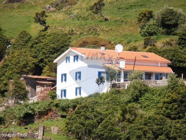 Moradia venda em Ilha De Santa Maria
