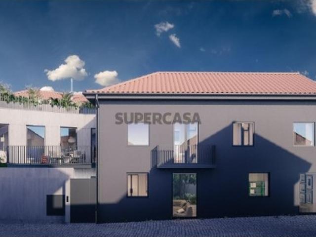 Casa venda em Porto, Lordelo Do Ouro
