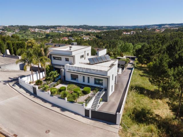 Vivenda venda em Casal dos Matos, Leiria