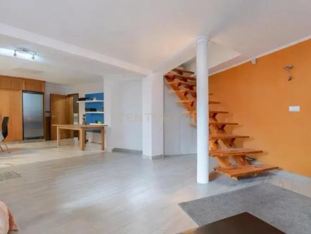 Casa venda em Vale Linhoso, Almada