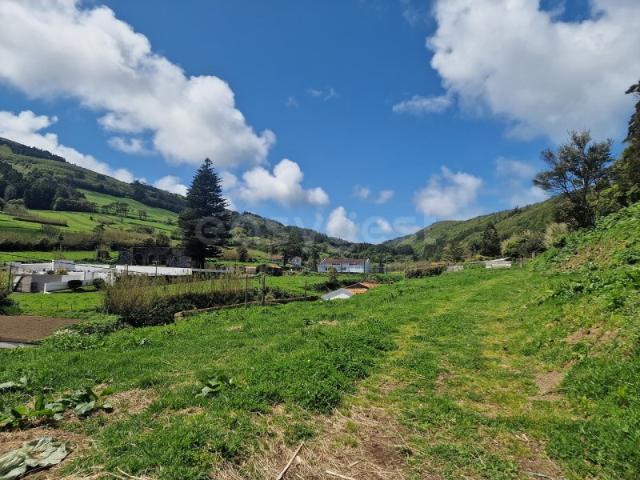 Casa venda em Açores, Ribeirinha