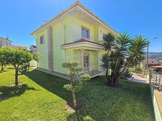 Casa venda em Póvoa De Lanhoso, Braga