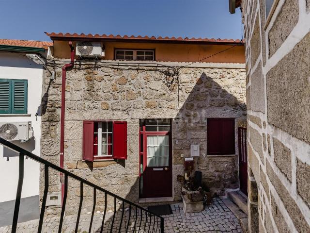 Casa venda em Paranhos, Seia