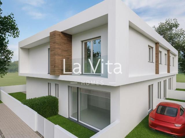 Vivenda venda em Quinta Lobateira, Fernão Ferro