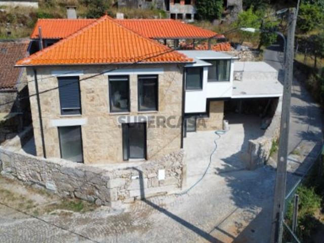 Casa venda em Couto de Esteves, Sever do Vouga