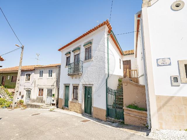 Casa venda em Coimbrã, Botão