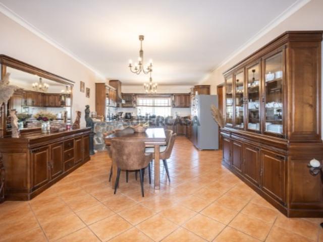 Casa venda em Fernão Ferro, Seixal