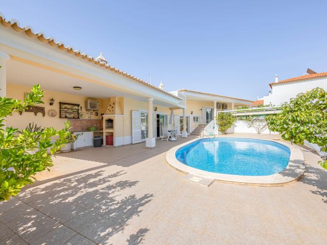 Casa venda em Sargaçal, Lagos