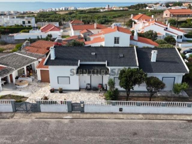 Casa venda em A dos Cunhados, Torres Vedras