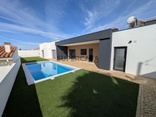 Casa venda em Azeitão (São Lourenço e São Simão), Setúbal