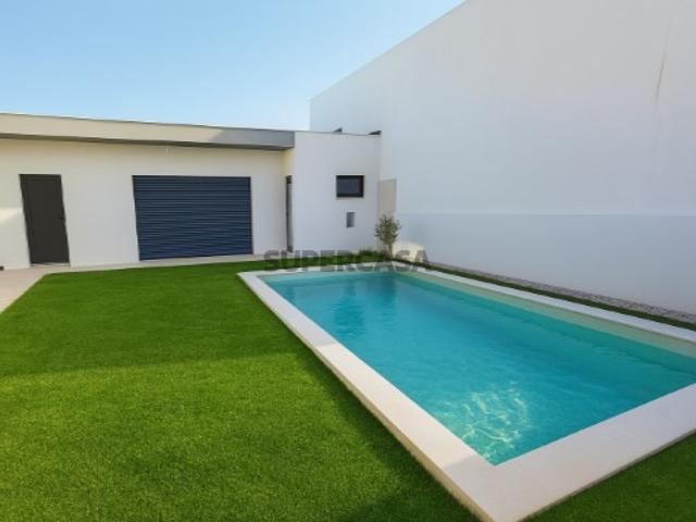 Casa venda em Azeitão (São Lourenço e São Simão), Setúbal