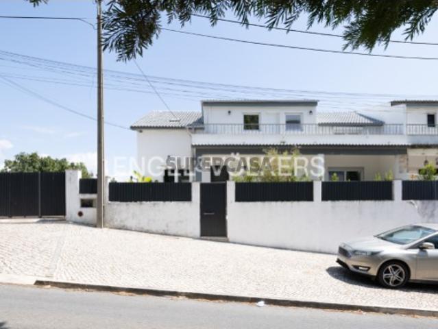 Casa venda em Quinta do Texugo, Almada