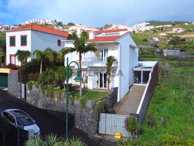 Casa venda em Caniço de Baixo, Santa Cruz