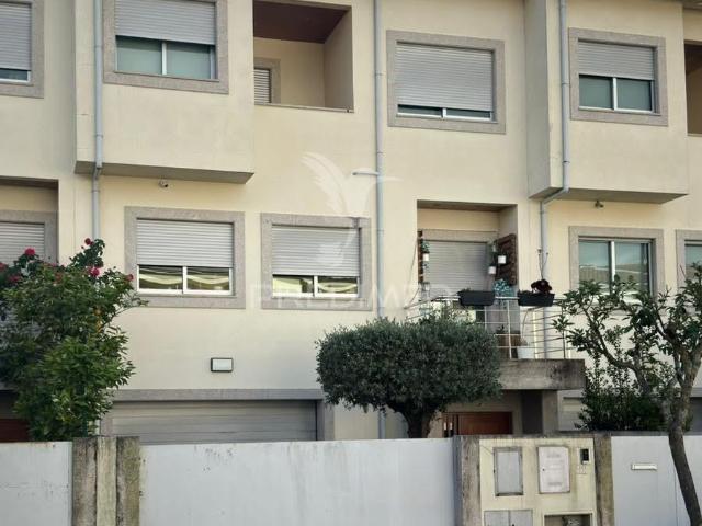Casa venda em Palmeira, Braga