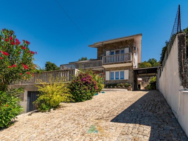 Casa venda em Vade (São Pedro), Grovelas São João Evangelista