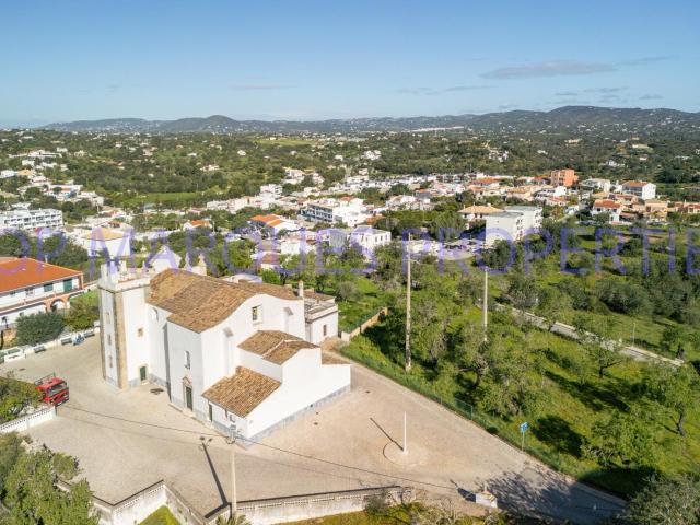 Vivenda venda em Pechão, Igreja