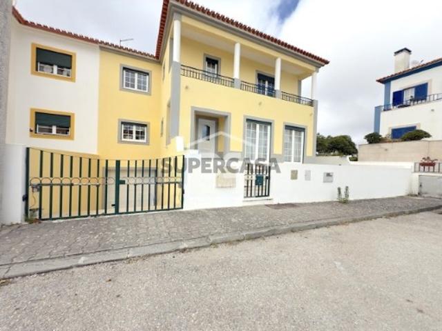 Casa venda em Serra d'El-Rei, Peniche