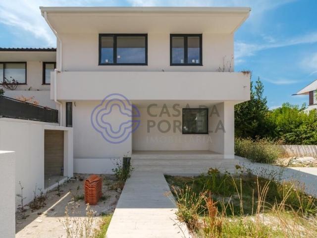 Casa venda em Maia, Gueifães