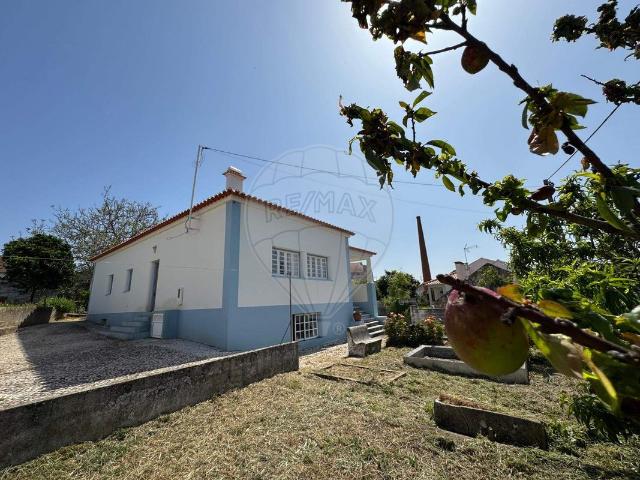 Casa alugar em Cadaval, Vermelha