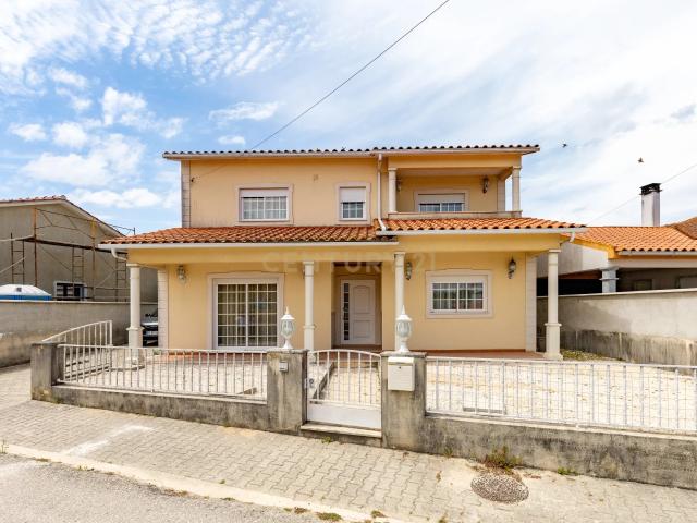 Casa venda em Pombal, Carriço