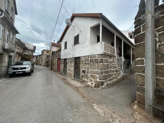 Casa venda em Vila do Mato, Tábua