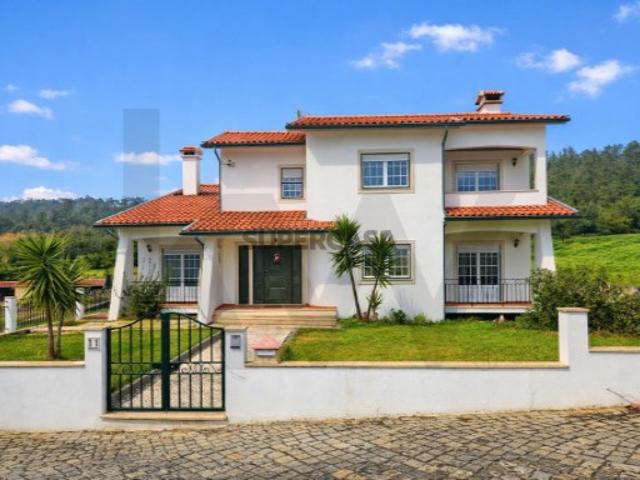 Casa venda em Coimbrã, Almalaguês