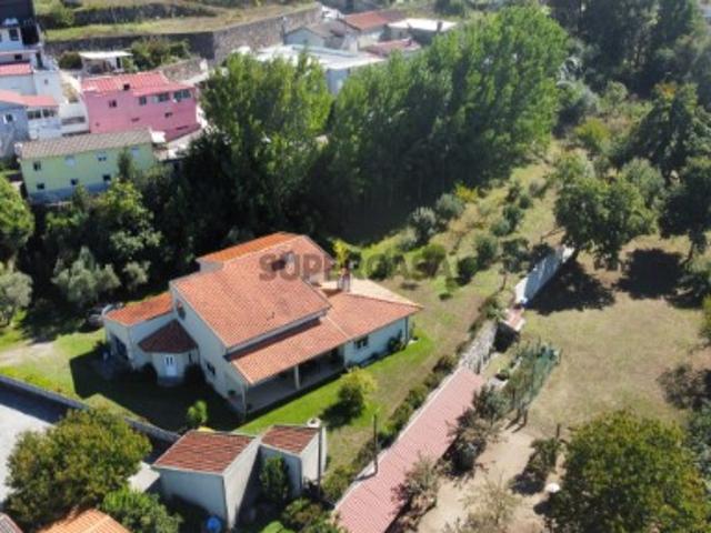 Casa venda em Ruilhe, Braga