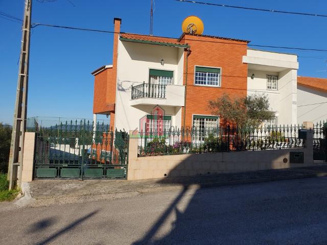 Casa venda em Coimbrã, Ribeira De Frades