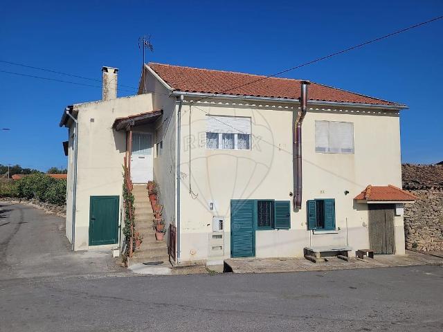 Casa venda em Carviçais, Torre de Moncorvo