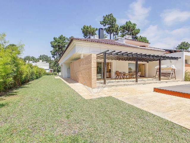 Casa venda em Herdade da Aroeira, Almada
