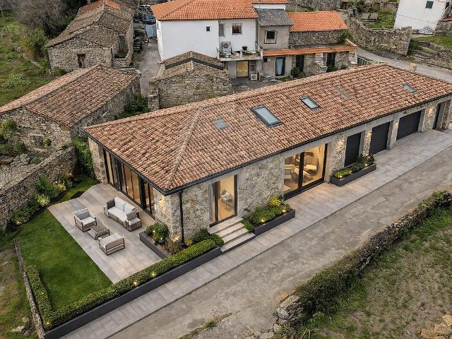 Casa venda em Alanhosa, Chaves