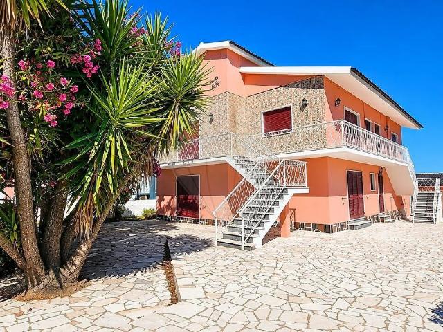 Casa venda em Seixal, Mafra