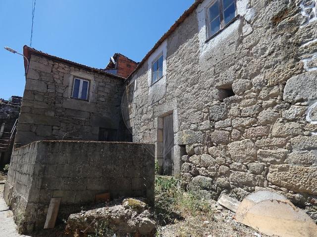Casa venda em Ferreirim, Lamego