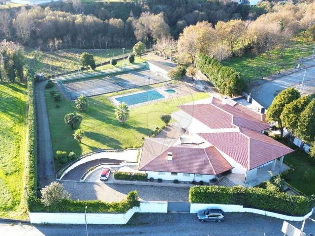 Casa venda em Brito, Guimarães
