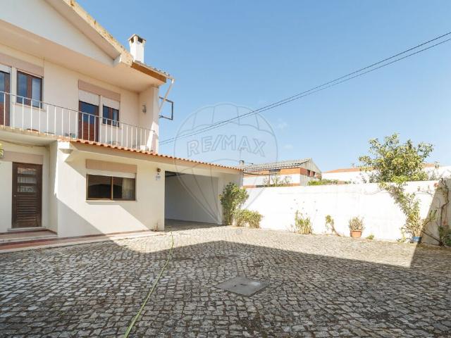 Casa venda em Portela, Marinha Grande