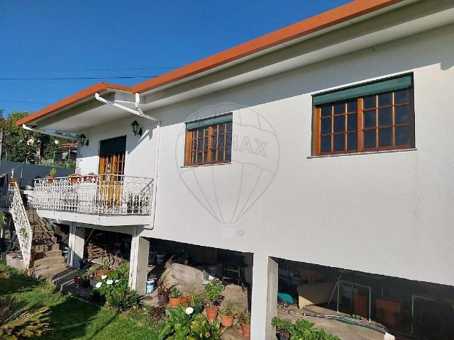 Casa venda em Moreira de Cónegos, Guimarães